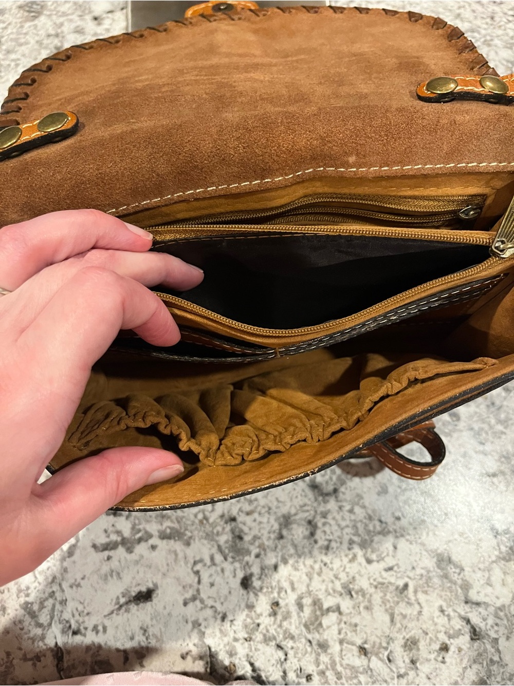 Patricia Nash Hand-Tooled Tan Leather Crossbody Bag EUC - Picture 16 of 16